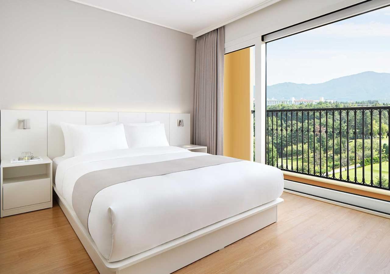 Hanwha Resort Seorak Sorano Сокчхо Экстерьер фото
