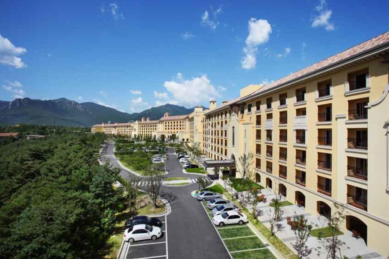 Hanwha Resort Seorak Sorano Сокчхо Экстерьер фото